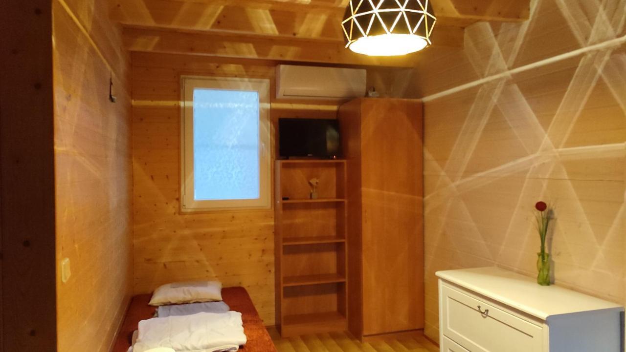 Pietrowe Domki Klif 6Os,Duze Tarasy Dzika Plaza Laka Bociek Duze Tarasy Szlaki Rowerowe Pieski 25Zldzien Debina  Extérieur photo
